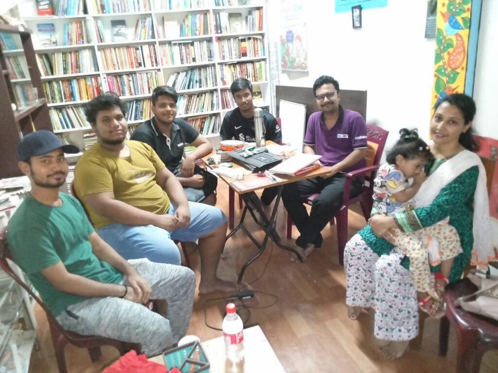 নিয়মিত আড্ডা